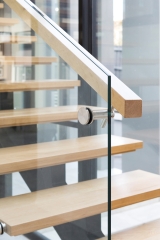 Mono stringer straight staircase with glass railing AllandMetal