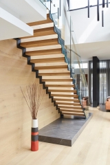 Zig Zag design straight double stringer staircase-allandmetal (1)