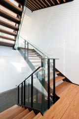 Long running straight double stringer staircase-Allandmetal