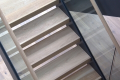 Modern double stringer staircase with wood tread and handrail allandmetal staircase and railings (3)