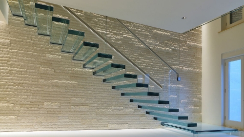 Laminated tempered glass floating staircase design
