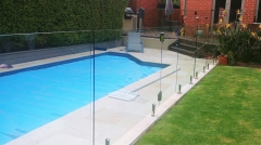 Pool fence spigot glass balustrades system with stainless steel glass spigot