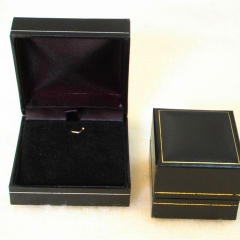 Gold Line Series Pendant Box