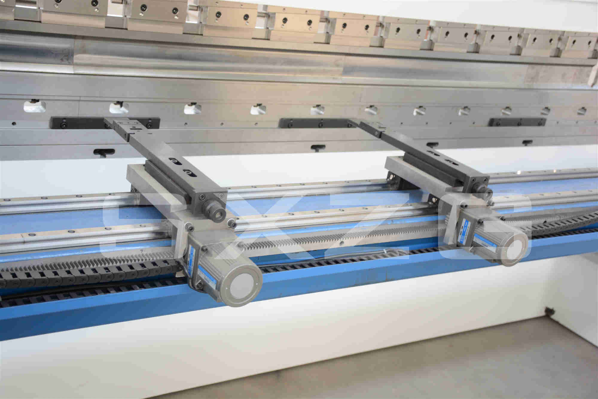 cnc sheet metal bending machine