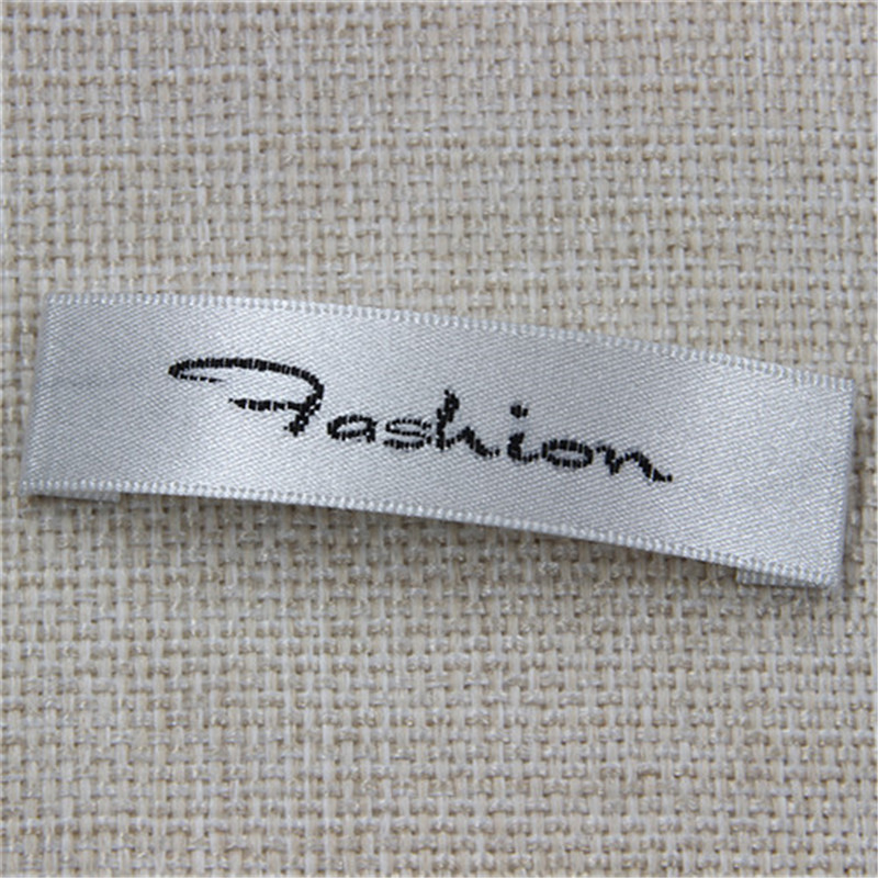 Knitted woven label with clear logo Woven label， woven label ltd，woven ...