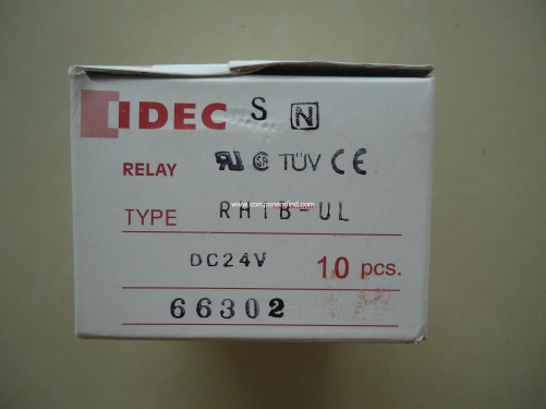 Original new Japanese Izumi IDEC intermediate relay RH1B-UL DC24V