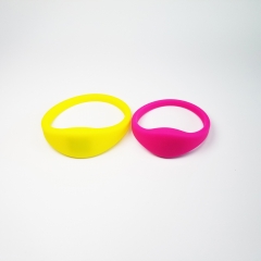 Silicone Wristband SW04