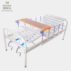 One crank hospital bed with wheels for hospital use