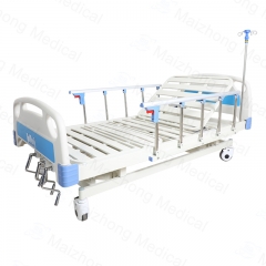 Cheap Price Patient 3 Crank Manual Hospital Bed Medical Equipment With IV Pole For Sale