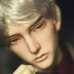 Norman Light 2.0 (Basic Doll)