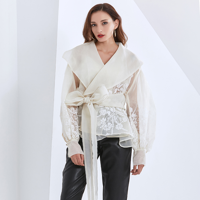 TWOTWINSTYLE Print Mesh Lapel Collar Lace Up Bowknot Shirt