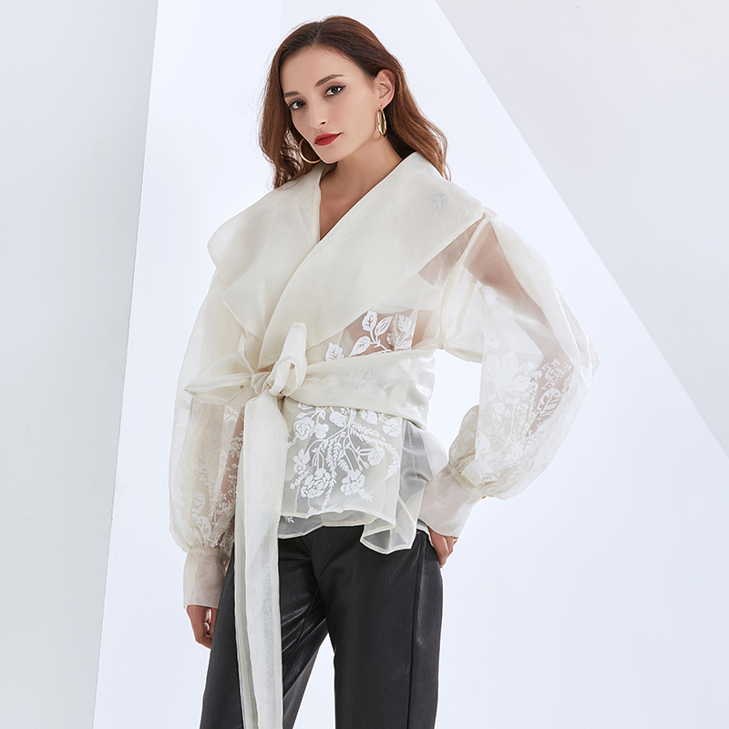 TWOTWINSTYLE Print Mesh Lapel Collar Lace Up Bowknot Shirt