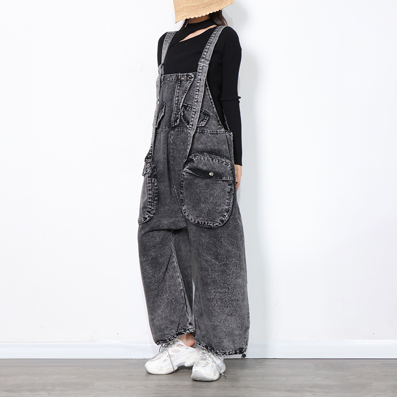 TWOTWINSTYLE Sleeveless Denim Patchwork Dual Pocket Jumpsuit