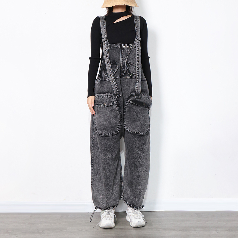 TWOTWINSTYLE Sleeveless Denim Patchwork Dual Pocket Jumpsuit