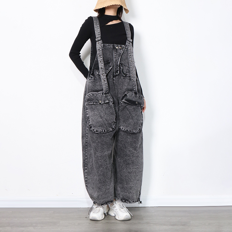 TWOTWINSTYLE Sleeveless Denim Patchwork Dual Pocket Jumpsuit