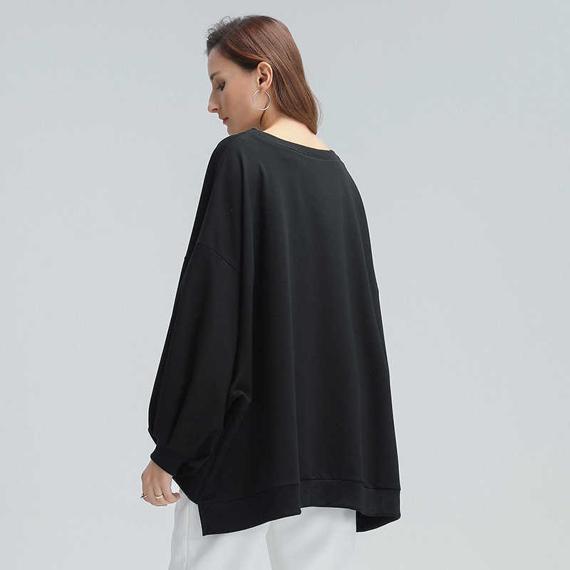 TWOTWINSTYLE Loose Korean Batwing Sleeve Sweatshirt