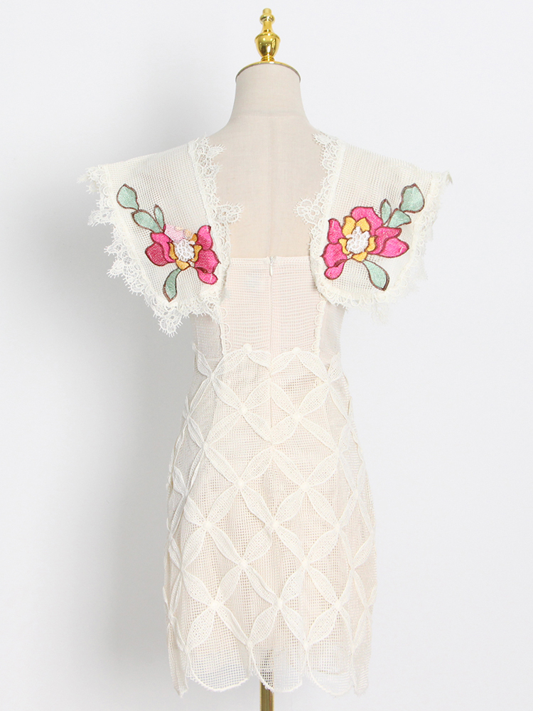 TWOTWINSTYLE Panel Embroidery Mini Dress