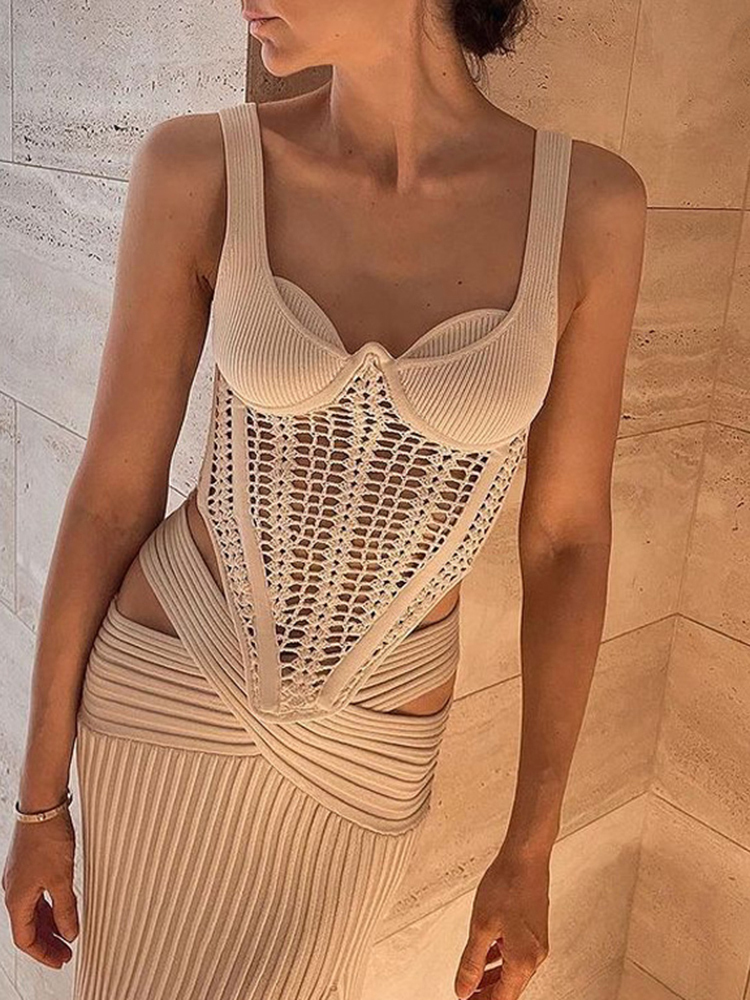 TWOTWINSTYLE Sexy Cut Out Solid Tank Tops For Women Square Collar Sleeveless Slim Minimalist Tank Top Female Summer Fashion Clothing 2022