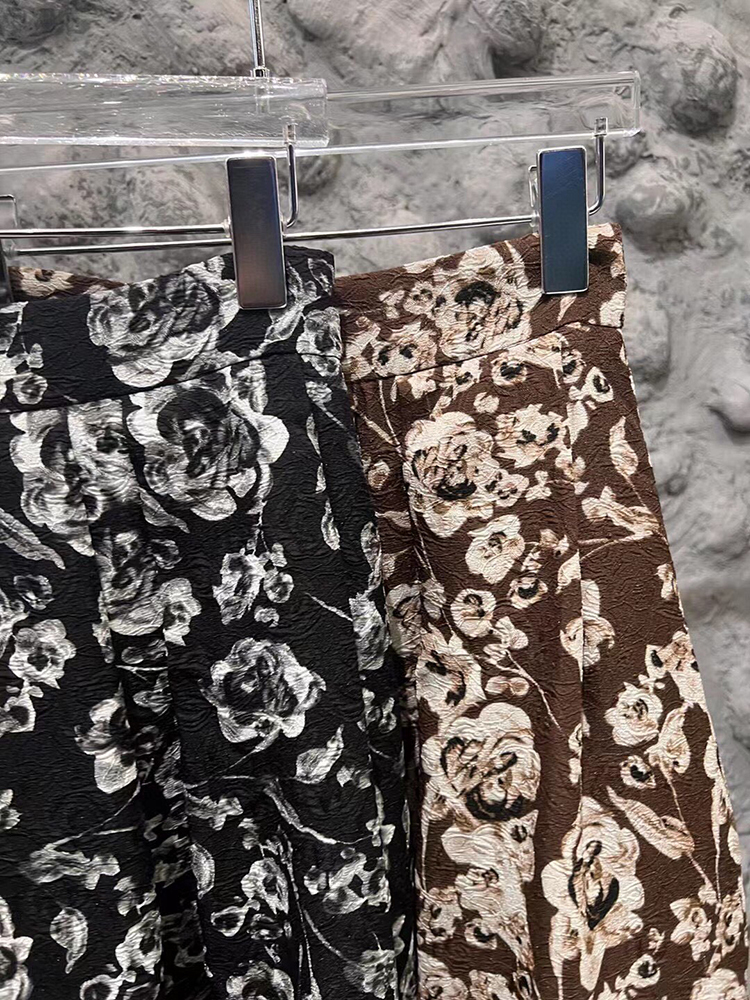 TWOTWINSTYLE Hit Color Print Skirts For Women High Waist Tunic Temperament Casual Elegant Skirt Female Fashion Clothing 2023 New