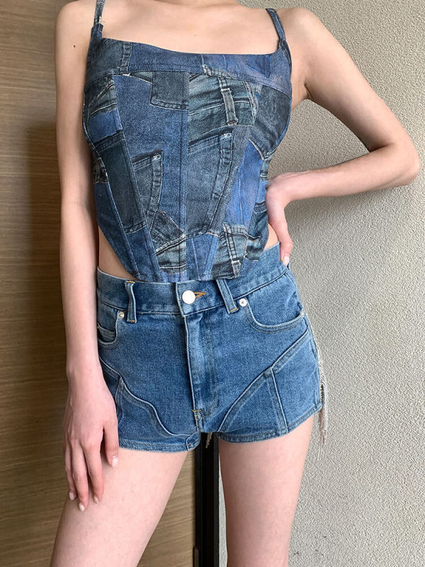 TWOTWINSTYLE Individuality Denim Shorts For Women High Waist Patchwork Diamonds Tassel Summer Short Pants Female Clothing New