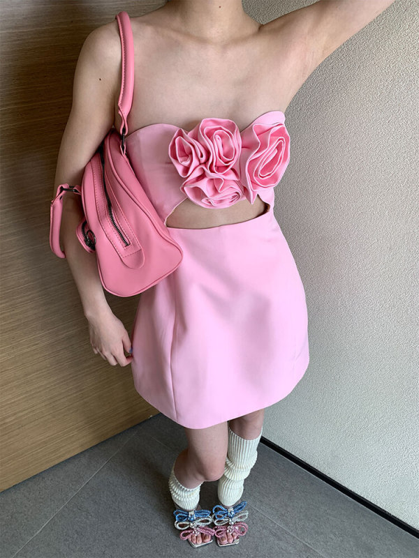 TWOTWINSTYLE   Stereoscopic  Flower Dresses For Women Slash Neck Sleeveless High Waist Spliced Appliques Hollow Out Dress Female New 2023