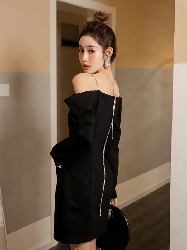 TWOTWINSTYLE Solid Patchwork Chain Dresses For Women Slash Neck Long Sleeve High Waist Elegant Mini Slip Dress Female Fashion 2023