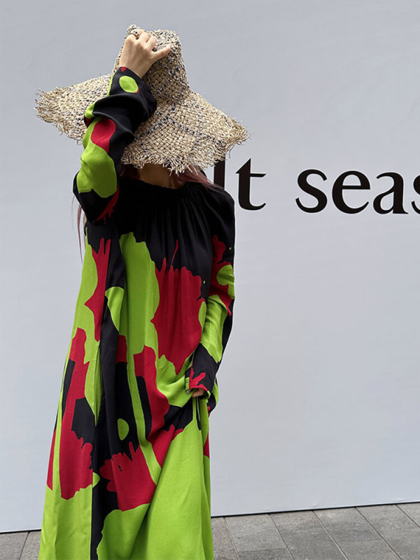 TWOTWINSTYLE  Printing Dresses For Women Slash Neck Long Sleeve High Waist Off Shoulder Straight Dress Female Fashion 2023 Newas