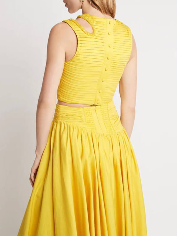 TWOTWINSTYLE Spliced Folds Two Piece Sets For Women Round Neck Sleeveless Hollow Out Vest High Waist Skirt Solid Set Female 2023