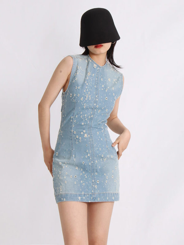 TWOTWINSTYLE Hand frayed Mini Dresses For Women Round Neck Sleeveless High Waist Hole Hollow Out Dress Female Fashion Clothing