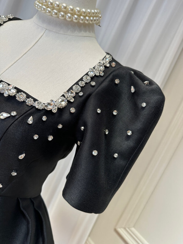 TWOTWINSTYLE Spliced Diamionds Dresses For Women Square Collar Puff Sleeve High Waist Elegant Party Dress Female Fashion Clothes