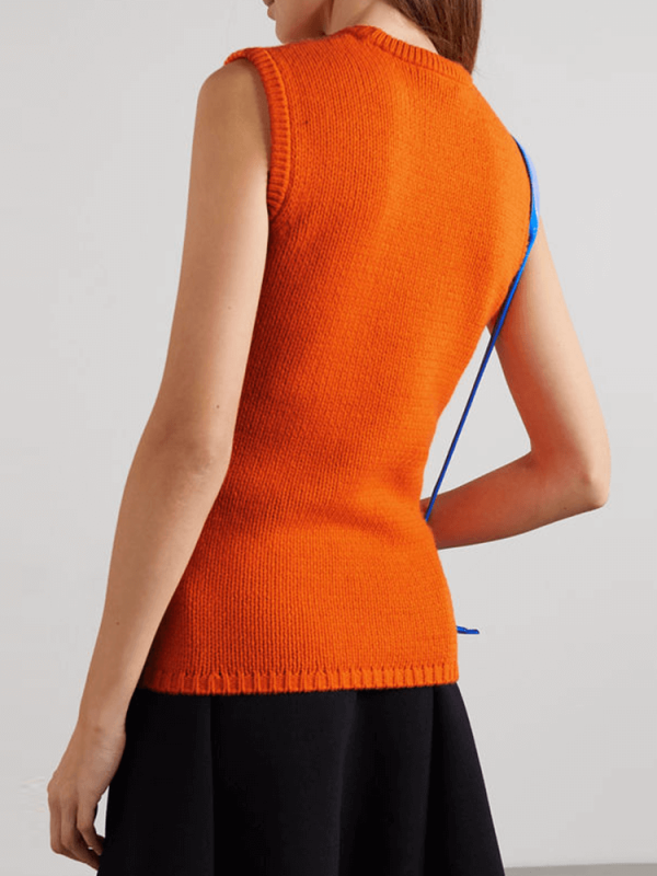 TWOTWINSTYLE Casual Knitting Vests For Women Round Neck Sleeveless Patchwork Appliques Vintage Temperament Tank Tops Female 2023