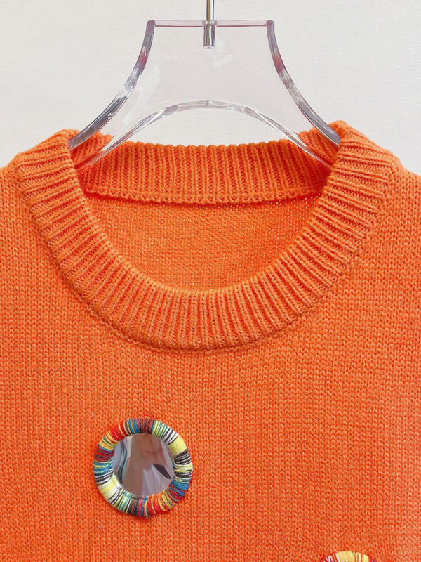 TWOTWINSTYLE Casual Knitting Vests For Women Round Neck Sleeveless Patchwork Appliques Vintage Temperament Tank Tops Female 2023