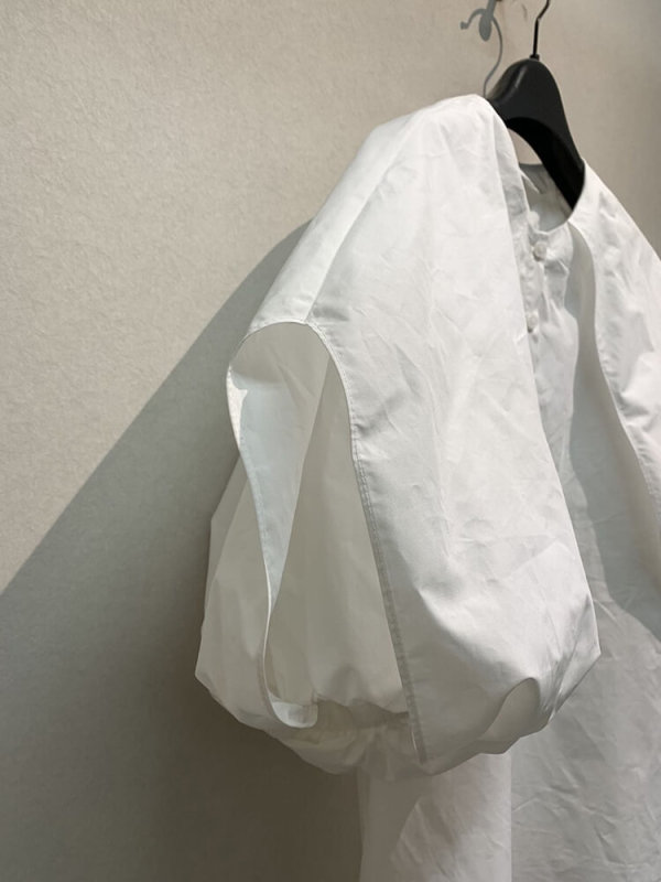TWOTWINSTYLE Solid Casual Shirt For Women Round Neck Puff Sleeve Spliced Button Vintage Blouse Summer Female Fashion Clothing
