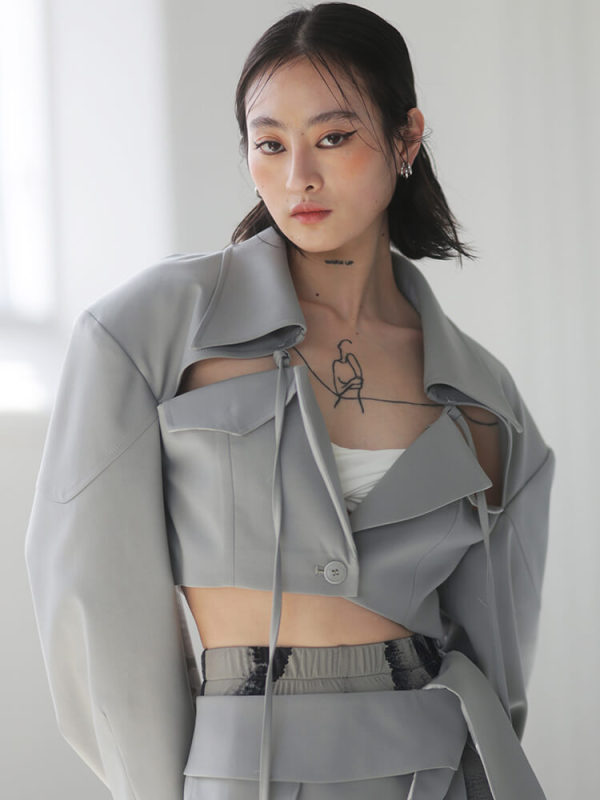 TWOTWINSTYLE Cut Out Bandage Blazer For Women Slim Short Clothing Spring