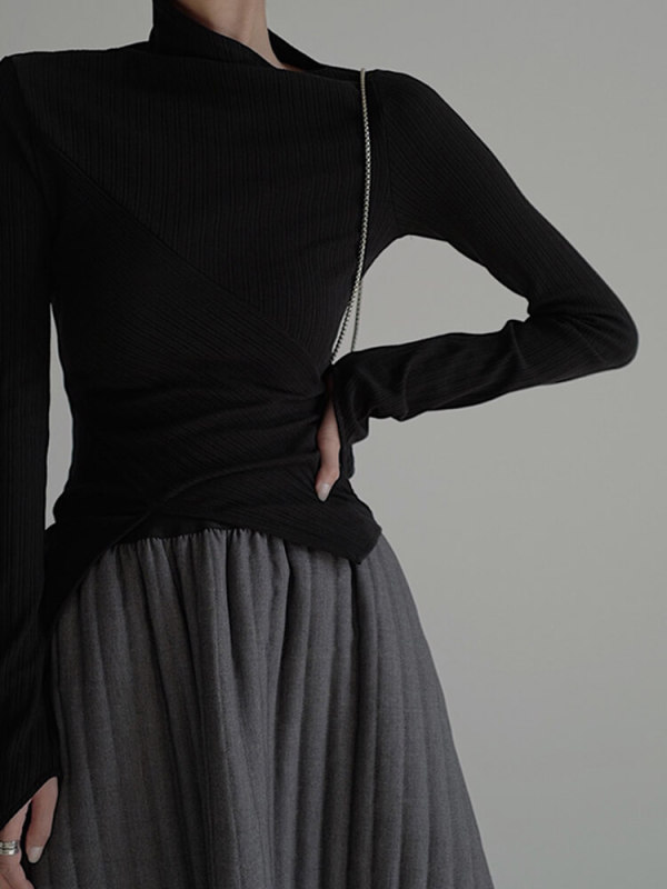 TWOTWINSTYLE Solid Pullover Knitting Sweaters For Women Irregular Collar Slimming Clothing New