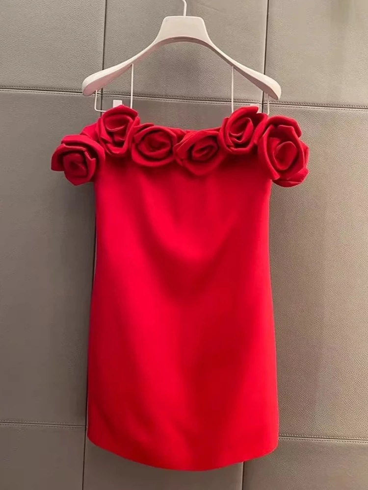 TWOTWINSTYLE Mini  Appliques Sexy Slimming Dresses For Women Strapless Sleeveless Fashion Clothing