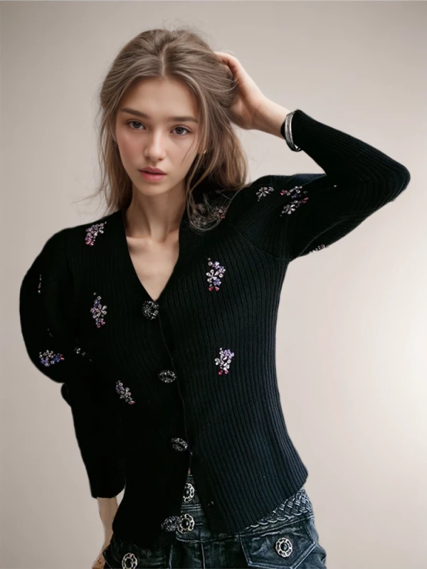 TWOTWINSTYLE Knitted   V Neck Puff Sleeve Print  Women Sweaters