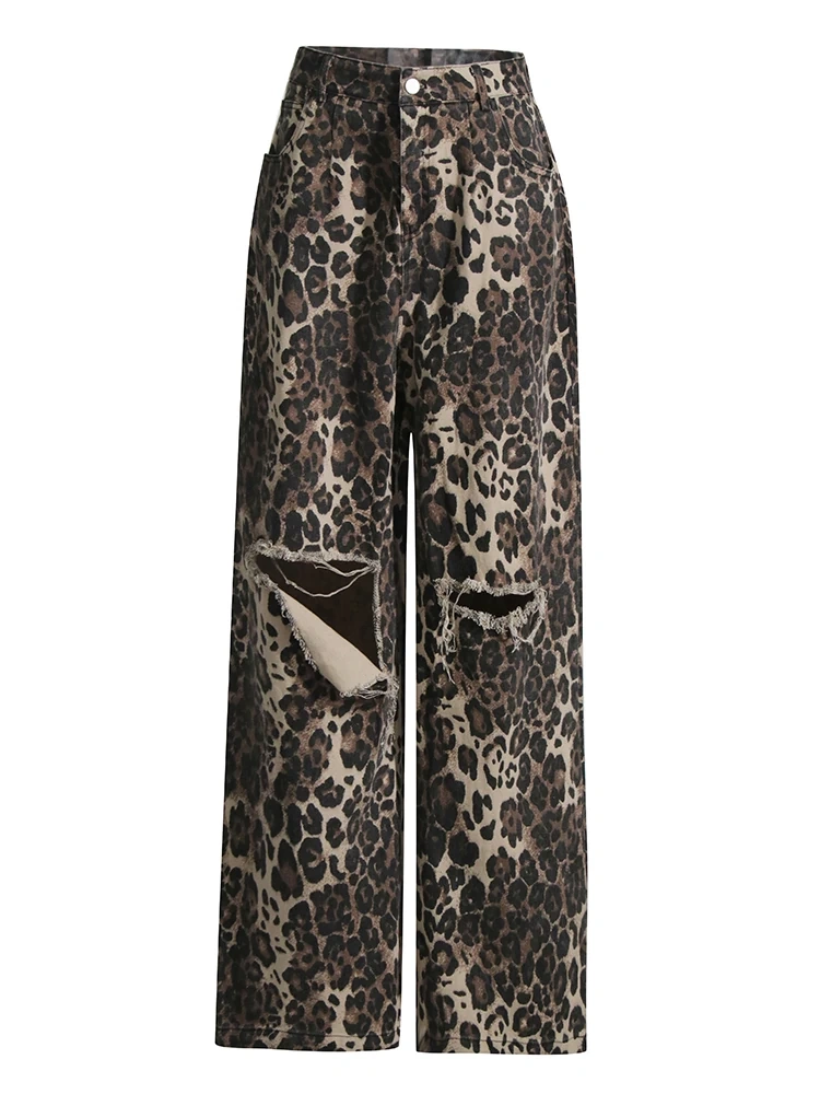TWOTWINSTYLE Leopard Print Distressed Jeans
