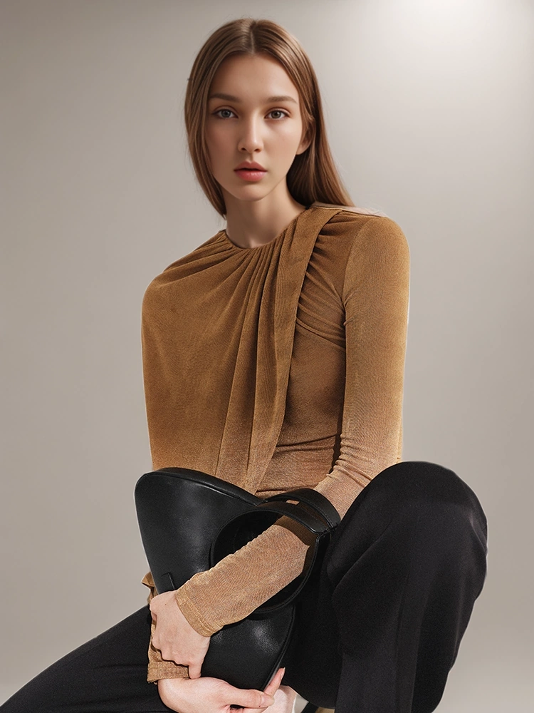 Half Shawl  Versatile Knit T-shirt