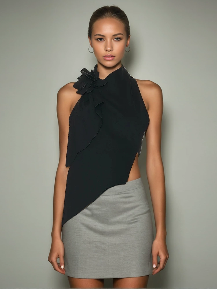 Asymmetric Diagonal Hanging Neck Large Backless Vest New
