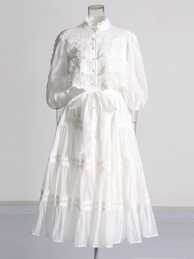 TWOTWINSTYLE Retro Embroidery Long Sleeve Patchwork Waist Maxi Dress