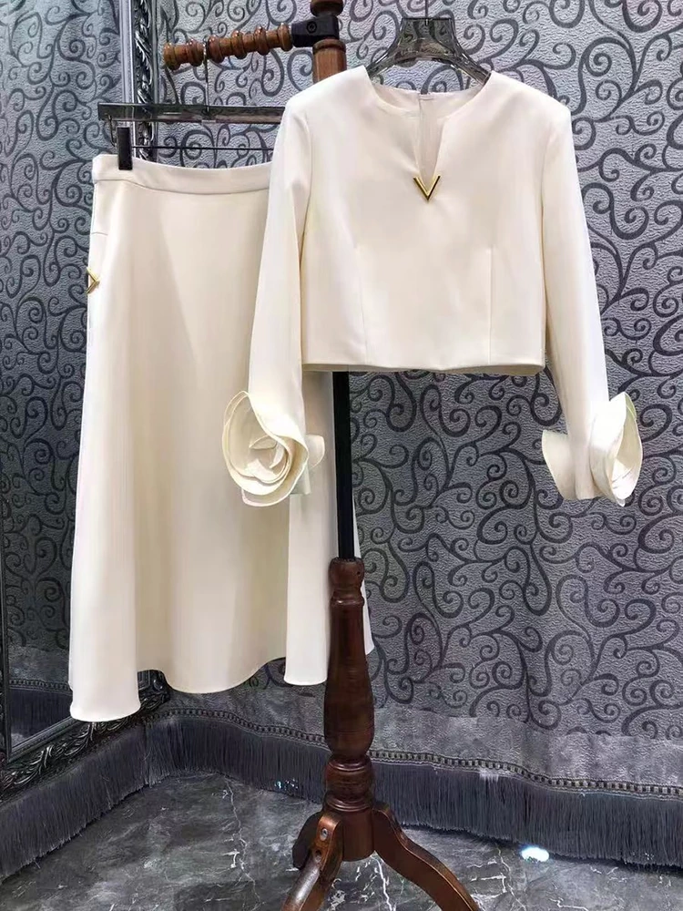TWOTWINSTYLE Flower Cuff High Waist Two Piece Set