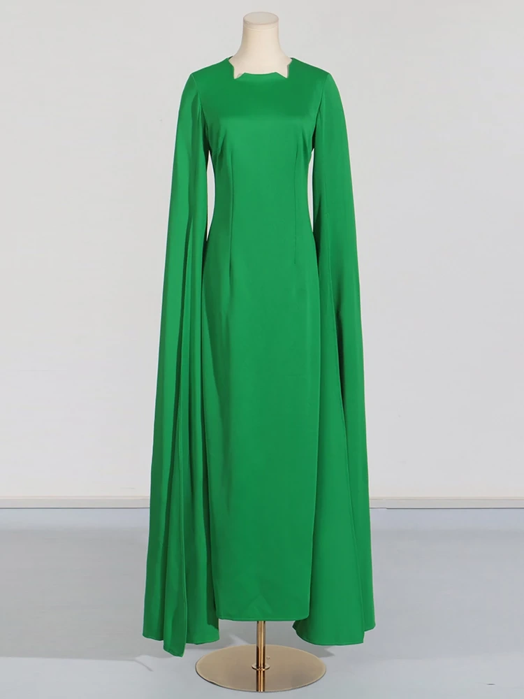 TWOTWINSTYLE Personalized Slit Maxi Dress