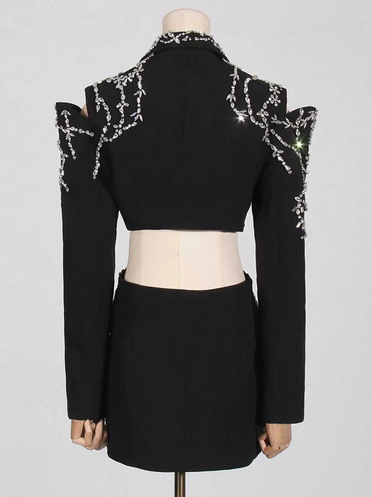 TWOTWINSTYLE Nail Bead Studded Diamonds Backless Hollow Waist Suit Jacket