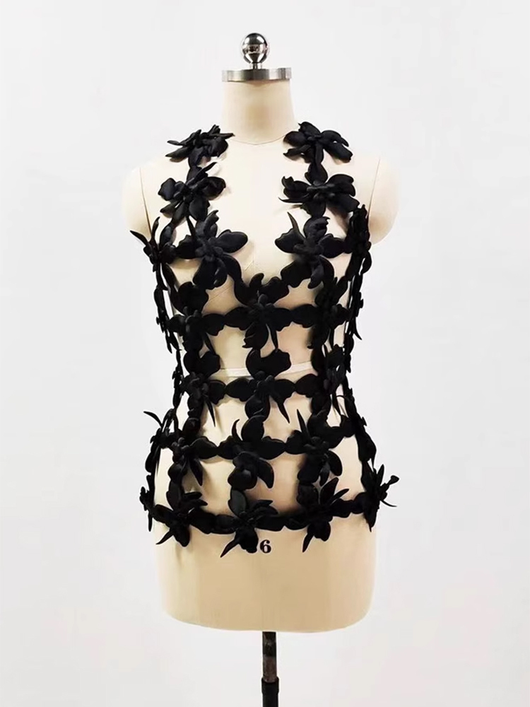 TWOTWINSTYLE Flower Hollow Out Deep V Camisole Vest