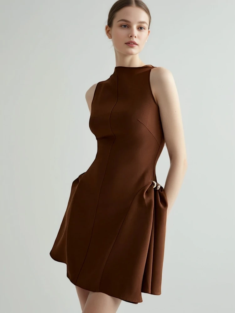 TWOTWINSTYLE Symmetrical Pleated Sleeveless Mini Dress