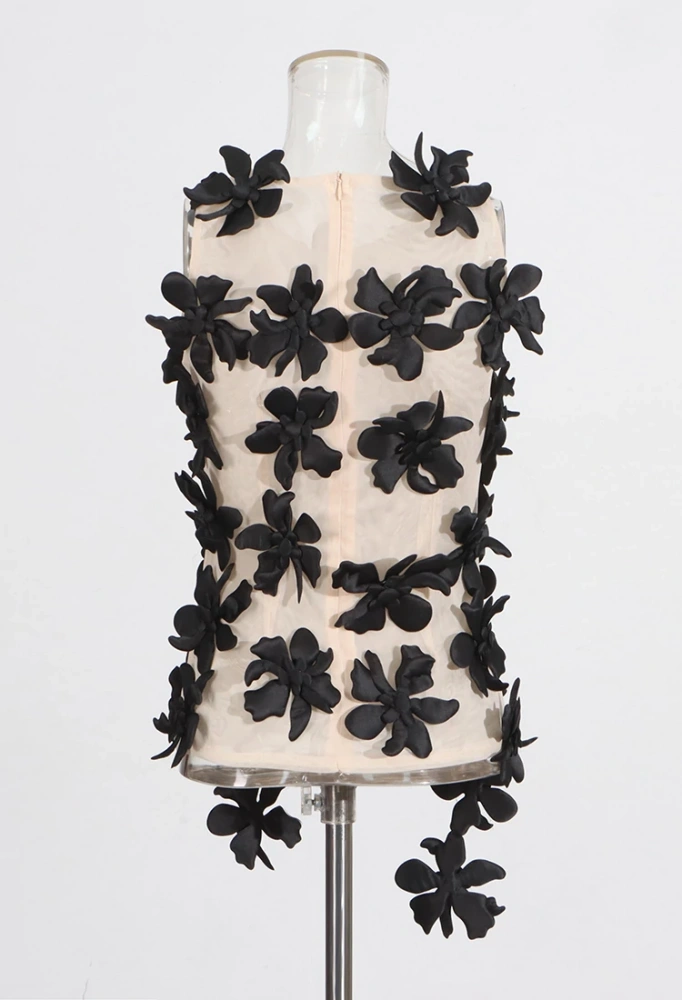TWOTWINSTYLE Spinning Flower Design Mesh Vest