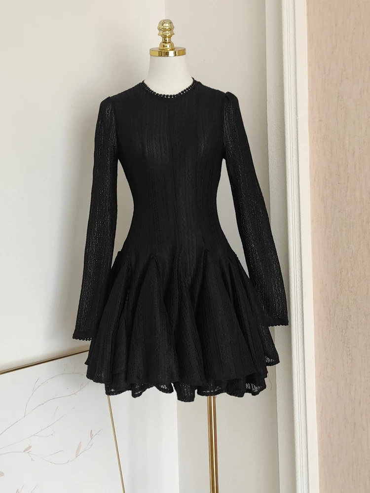 TWOTWINSTYLE Round Neck Long Sleeve Fluffy Dress