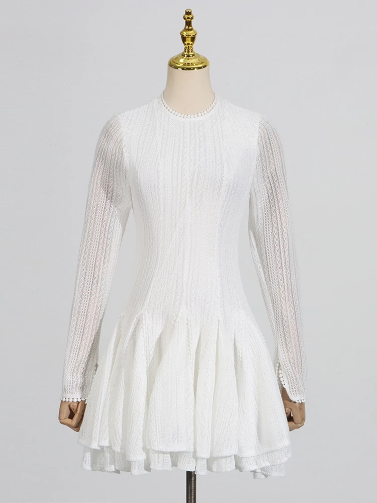 TWOTWINSTYLE Round Neck Long Sleeve Fluffy Dress