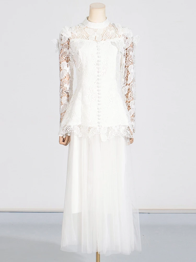 TWOTWINSTYLE Embroidered Hollow Flower Pleated Two Piece Set